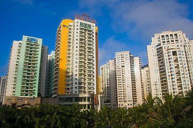 《漫威暗夜之子》新演示 金刚狼与猎人大战剑齿虎